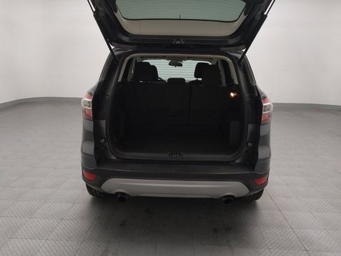 Used 2017 Ford Escape SE w/ Equipment Group 201A image 29