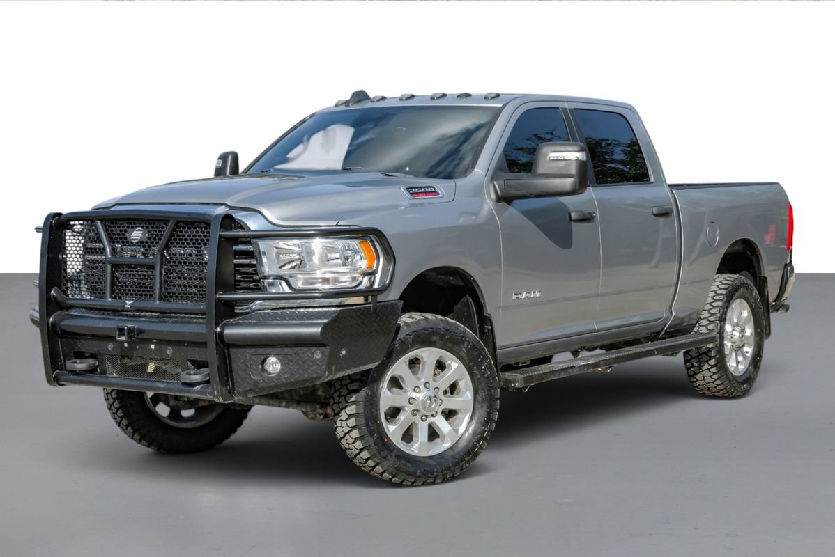 Used 2024 RAM 2500 Big Horn w/ Safety Group AWD/4WD image 4