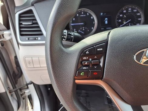 Used 2017 Hyundai Tucson SE image 10