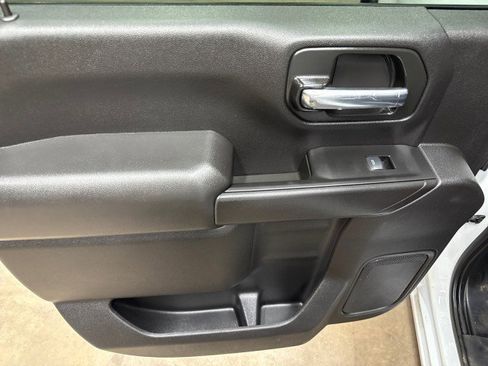 Used 2025 Chevrolet Silverado 3500 W/T image 31