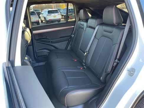 Used 2025 Jeep Wagoneer Launch Edition w/ Trailer Tow Group image 44