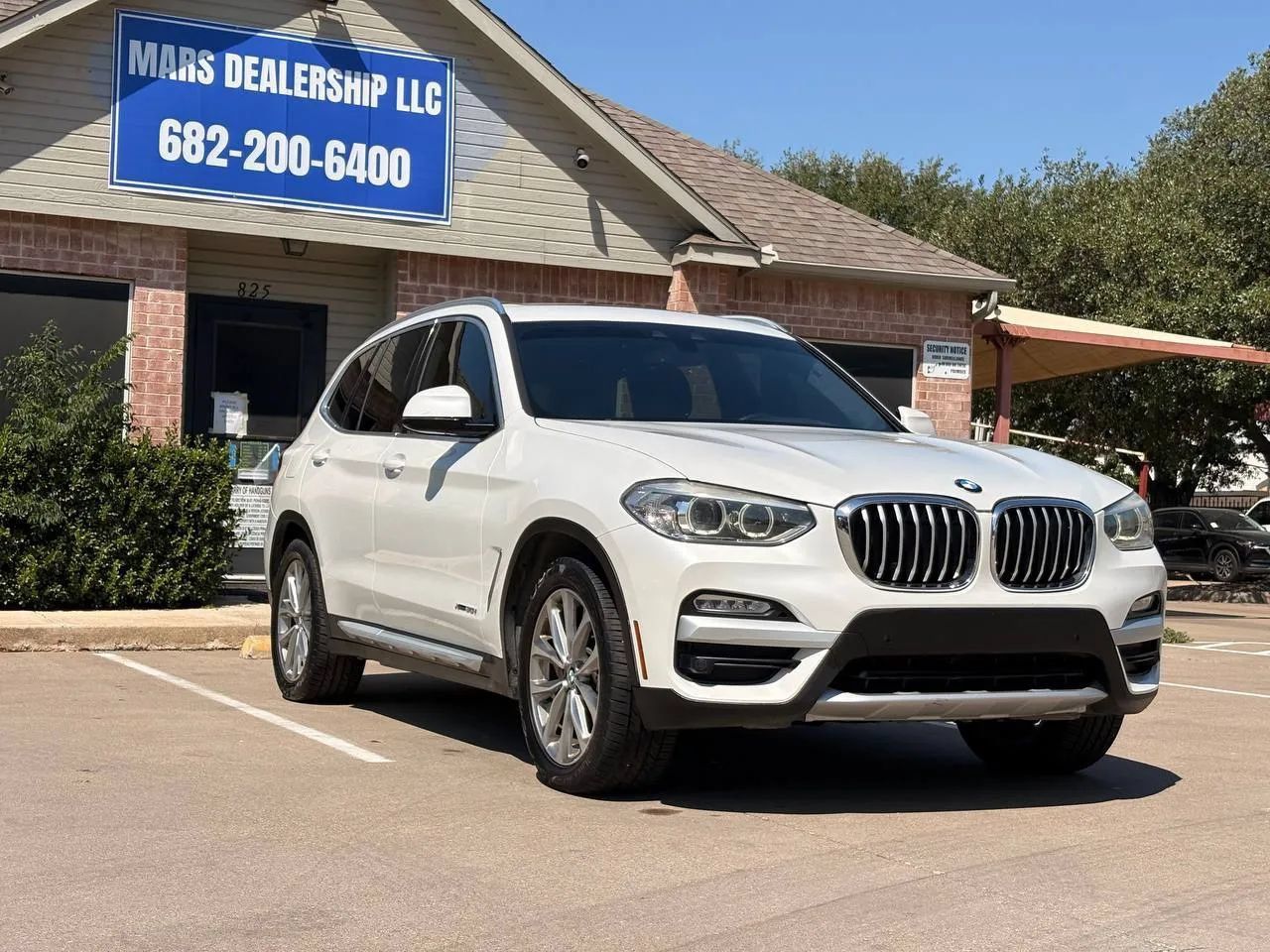 Used 2018 BMW X3 xDrive30i AWD/4WD image 1