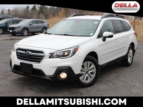 Used 2019 Subaru Outback 2.5i Premium image 1