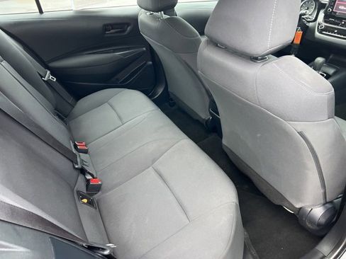 Used 2022 Toyota Corolla LE image 28