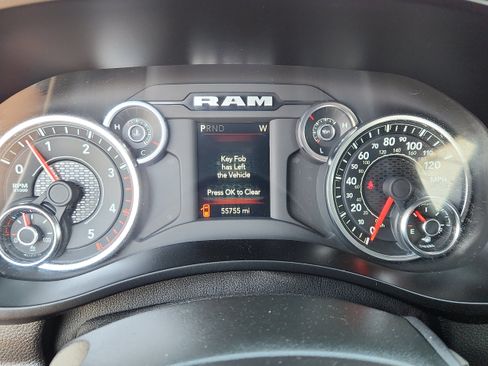 Used 2024 RAM 2500 Big Horn AWD/4WD image 15
