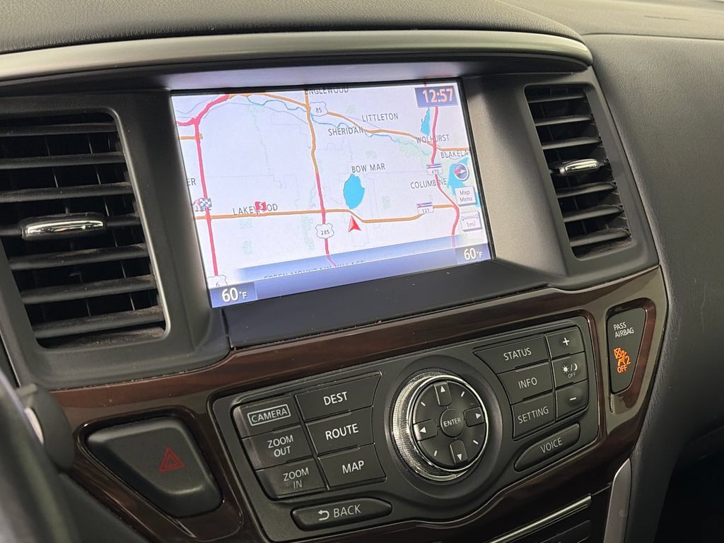 Used 2016 Nissan Pathfinder Platinum AWD/4WD image 19