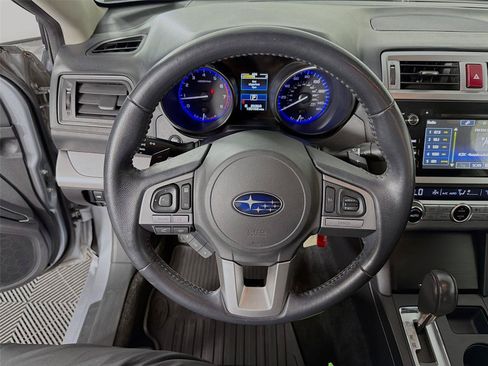 Used 2015 Subaru Legacy 2.5i Premium AWD/4WD image 3