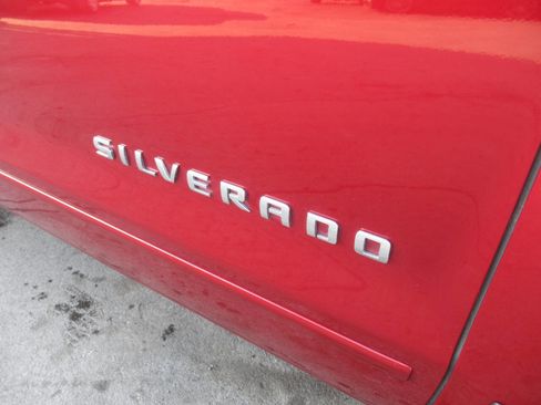 Used 2018 Chevrolet Silverado 1500 LT w/ All Star Edition AWD/4WD image 5