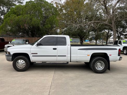 Used 2001 Dodge Ram 3500 Truck SLT image 7