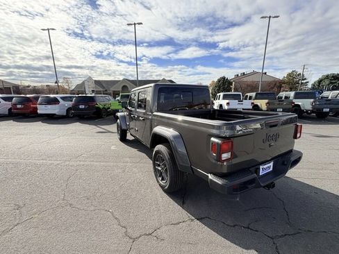 New 2026 Jeep Gladiator Sport image 8