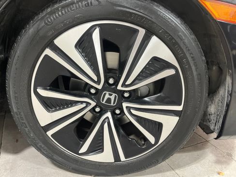 Used 2016 Honda Civic EX-T image 10