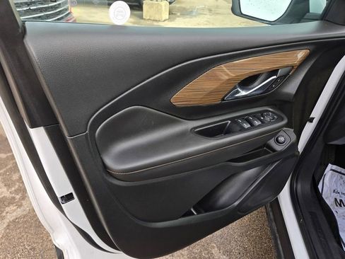 Used 2020 GMC Terrain SLE w/ Driver Convenience Package image 33