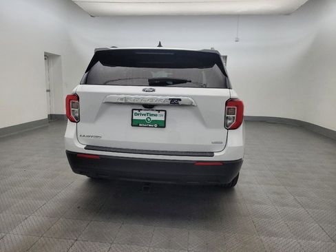 Used 2021 Ford Explorer XLT image 7