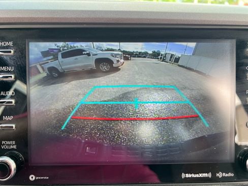 Used 2022 Toyota Tacoma TRD Sport AWD/4WD image 19