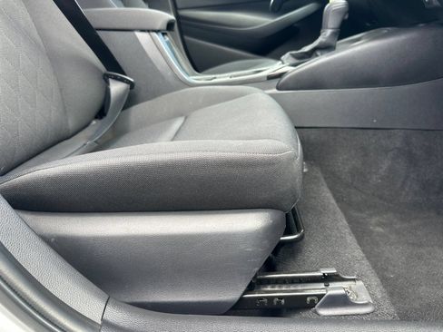 Used 2024 Toyota Corolla LE FWD image 22
