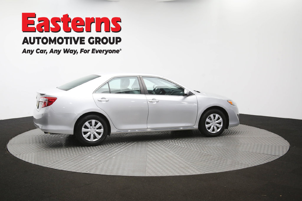 Used 2014 Toyota Camry LE FWD image 44