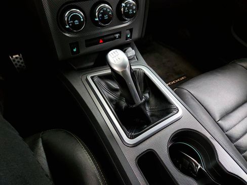 Used 2011 Dodge Challenger R/T RWD image 17