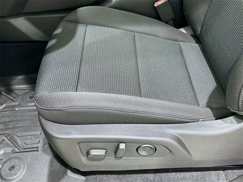 New 2026 GMC Canyon Elevation w/ Convenience Package image 20