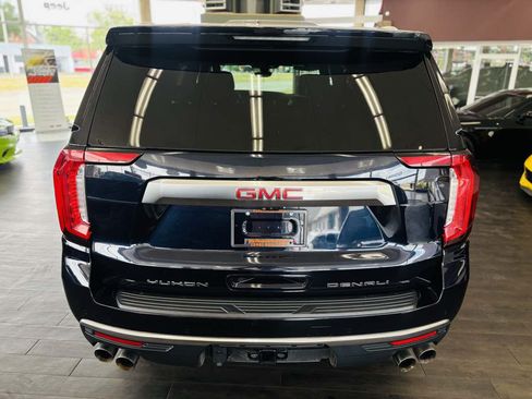 Used 2021 GMC Yukon XL Denali w/ Advanced Technology Package AWD/4WD image 8
