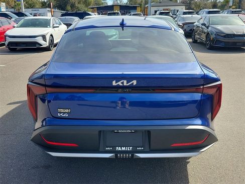 New 2026 Kia K4 LXS image 5