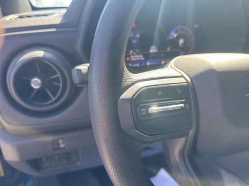 Used 2024 Chevrolet Colorado Trail Boss w/ Technology Package image 13