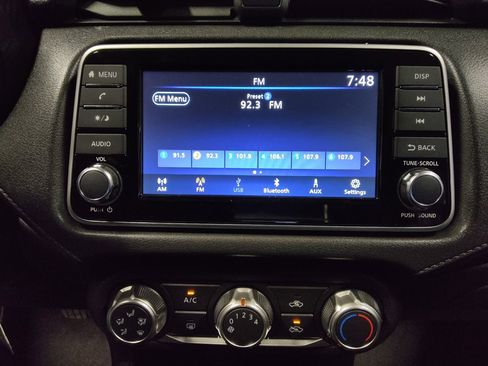 Used 2025 Nissan Versa S FWD image 25