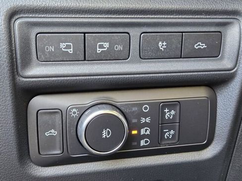 Certified 2021 Ford F150 Lariat w/ Equipment Group 502A High image 39