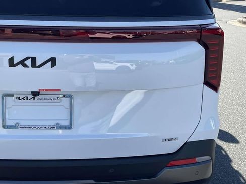 New 2026 Kia Carnival SX Prestige FWD image 11