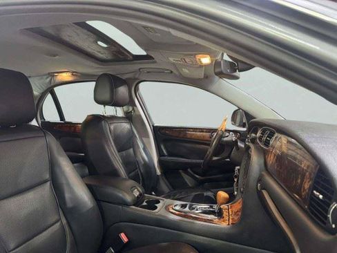 Used 2008 Jaguar XJ8 RWD image 43