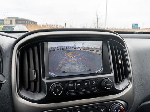 Used 2015 Chevrolet Colorado Z71 image 30