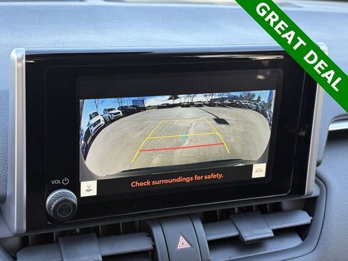 Used 2025 Toyota RAV4 LE image 25