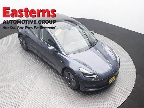 Used 2023 Tesla Model 3 Standard Range RWD image 3
