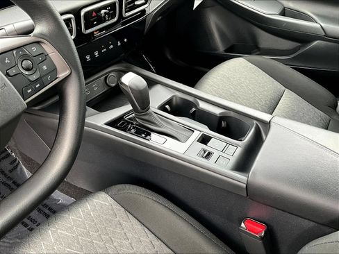 Certified 2026 Nissan Sentra SV w/ Floor Mat Package FWD image 21