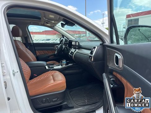 Used 2021 Kia Sorento SX Prestige image 25