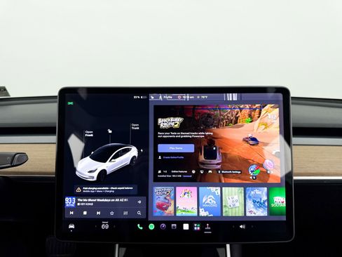 Used 2020 Tesla Model 3 Standard Range Plus RWD image 25