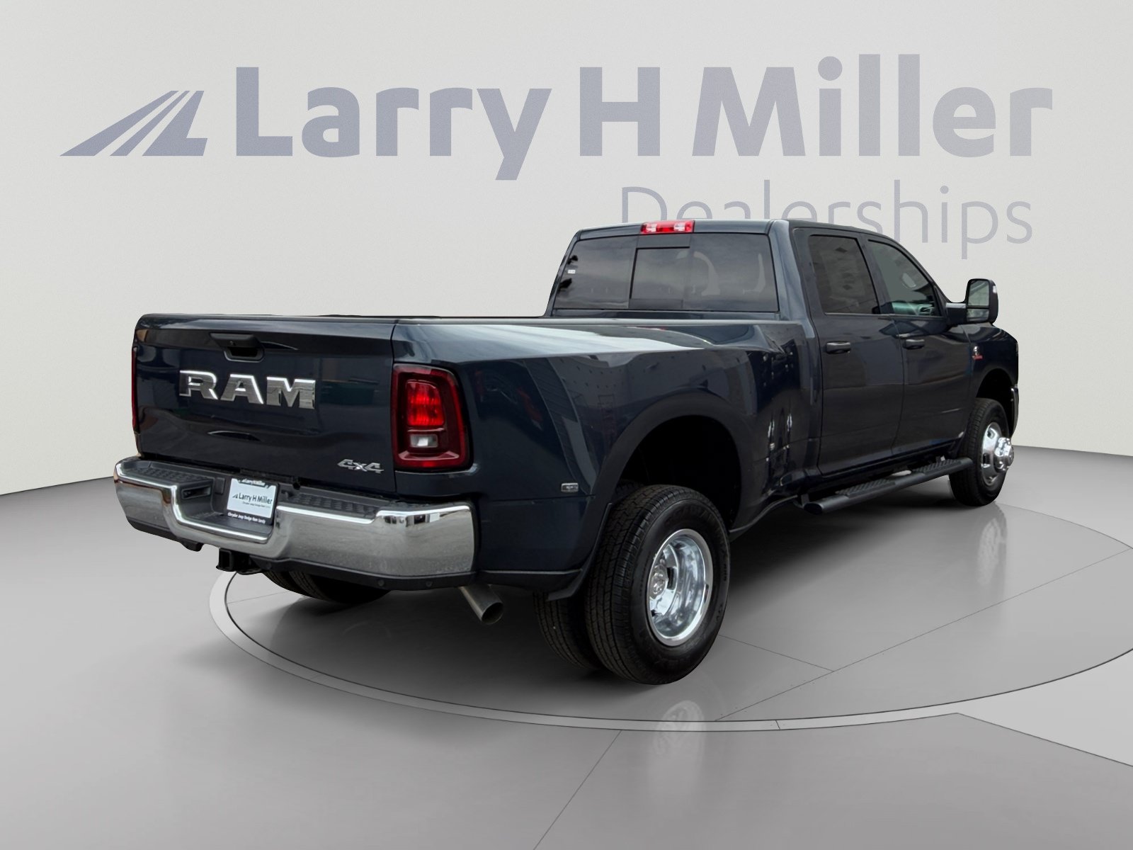 New 2027 RAM 3500 Tradesman AWD/4WD image 5