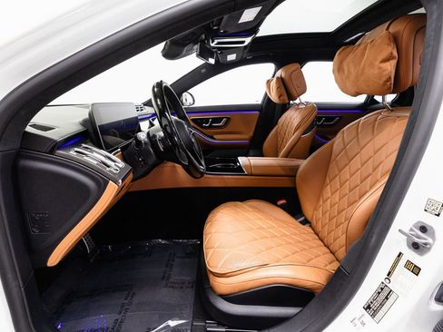 Certified 2023 Mercedes-Benz S 580e 4MATIC Sedan image 8