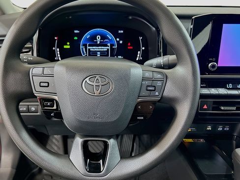 New 2026 Toyota Camry LE w/ Convenience Package FWD image 12