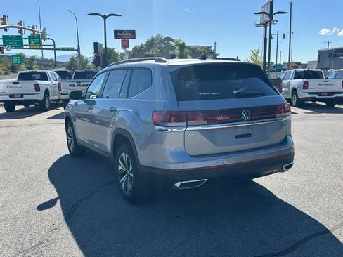 Used 2026 Volkswagen Atlas SE AWD/4WD image 4