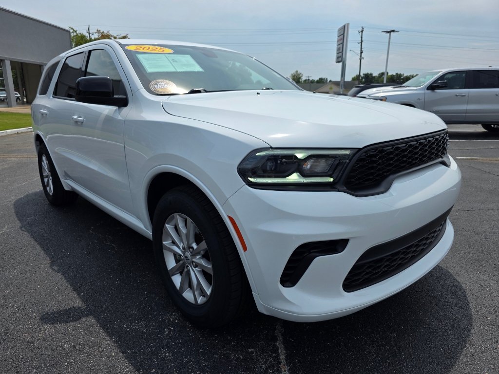 Used 2025 Dodge Durango GT RWD image 4