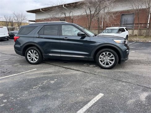 Certified 2023 Ford Explorer Limited w/ Limited Technology Package image 2