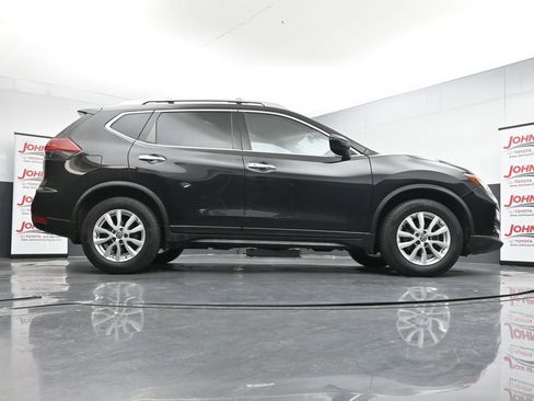 Used 2020 Nissan Rogue SV image 37