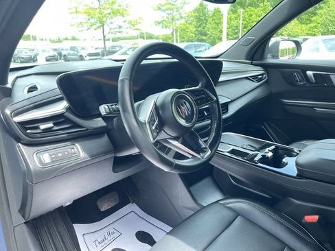 Certified 2025 Buick Enclave Preferred FWD image 10