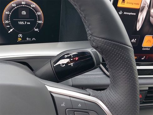 New 2026 Volkswagen Tiguan SE R-Line image 21