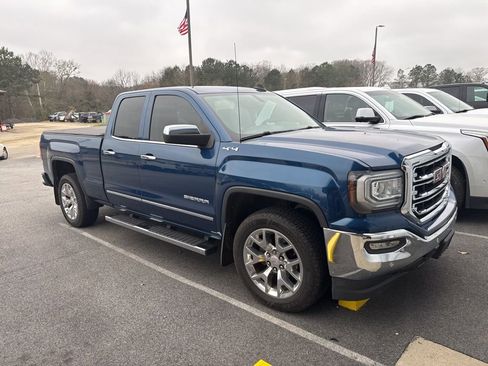 Used 2017 GMC Sierra 1500 SLT w/ SLT Premium Package image 3