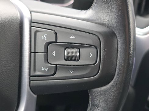 Used 2020 GMC Sierra 1500 SLT w/ SLT Premium Package image 18