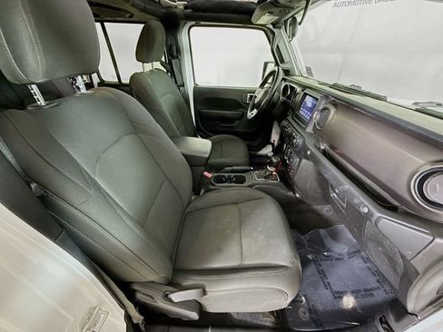 Used 2020 Jeep Gladiator Sport w/ Quick Order Package 24S image 26