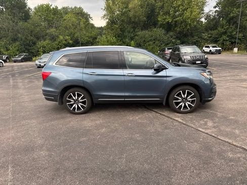 Used 2019 Honda Pilot Touring image 4