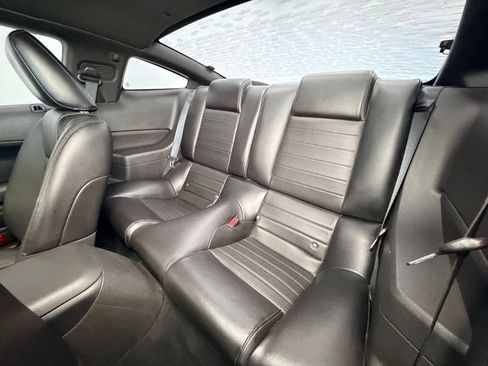Used 2006 Ford Mustang GT RWD image 4