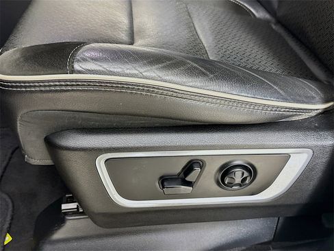 Used 2019 RAM 1500 Laramie image 21